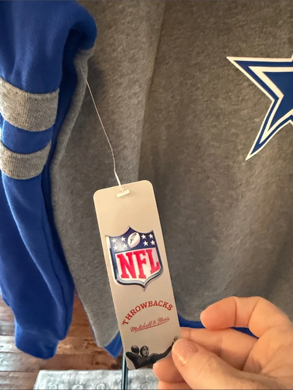 NWT NFL Dallas Cowboys NFL All Over Crew 2.0 Sz Lg